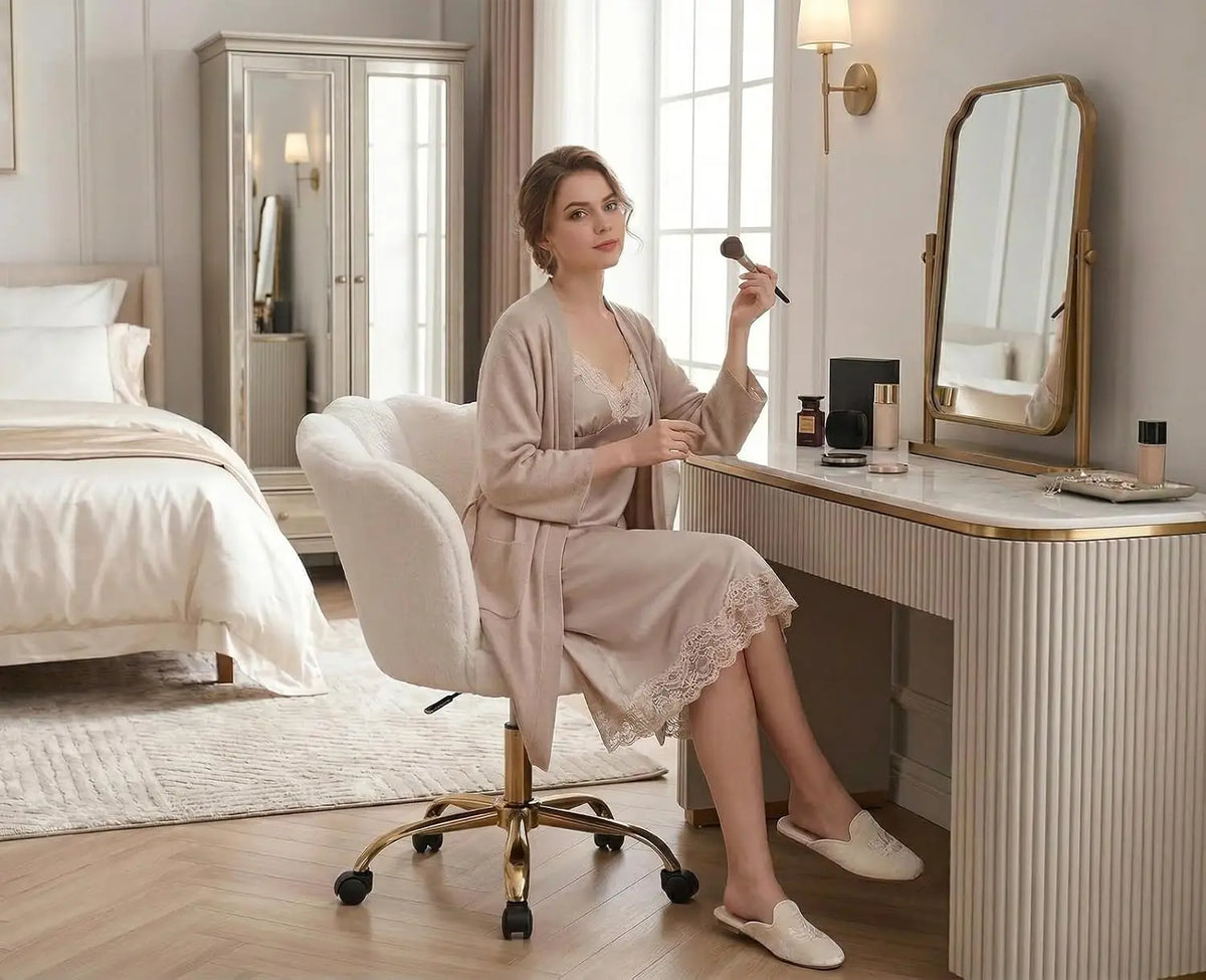 Chaise de coiffeuse Perle pivotante à roulettes